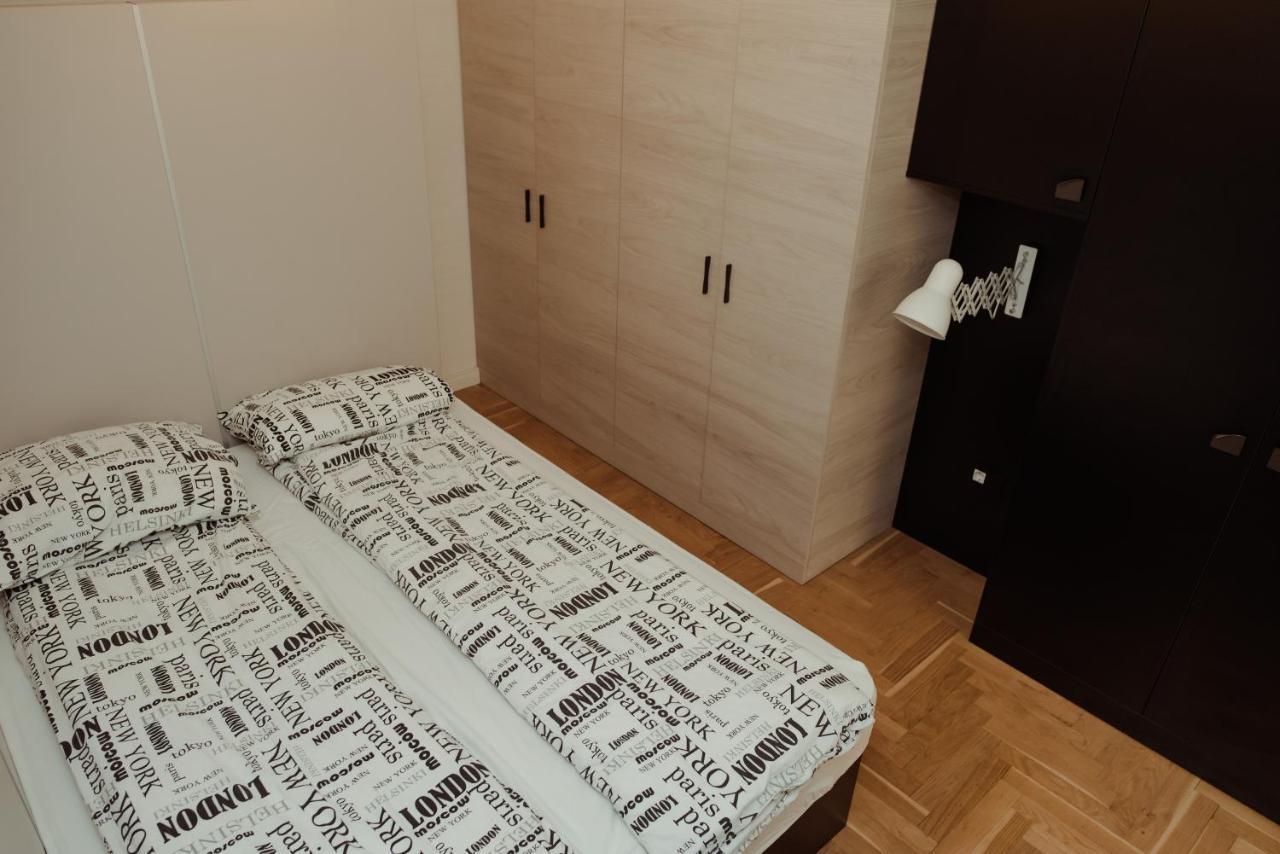 Opera 1 Appartement Subotica Buitenkant foto